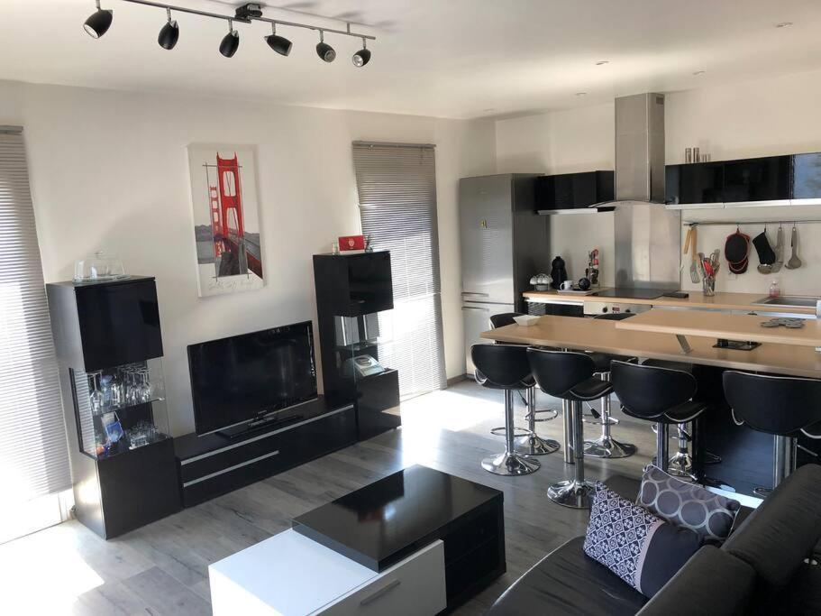 Appartement Vue Panoramique Sur La Mer Et La Citadelle De Bastia バスティア エクステリア 写真